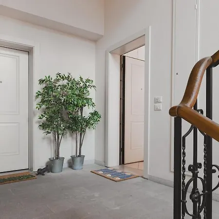 Fibra Wifi Tram Cozy Apartment